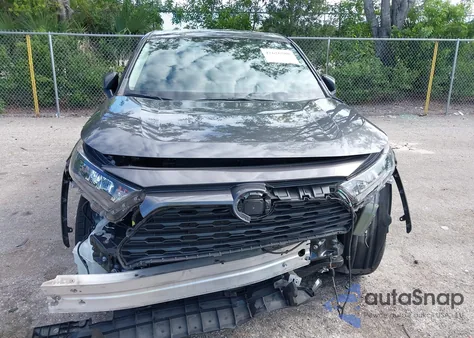 2022 Toyota Rav4 Le z USA, uszkodzony, nr VIN 2T3H1RFV2NW205782